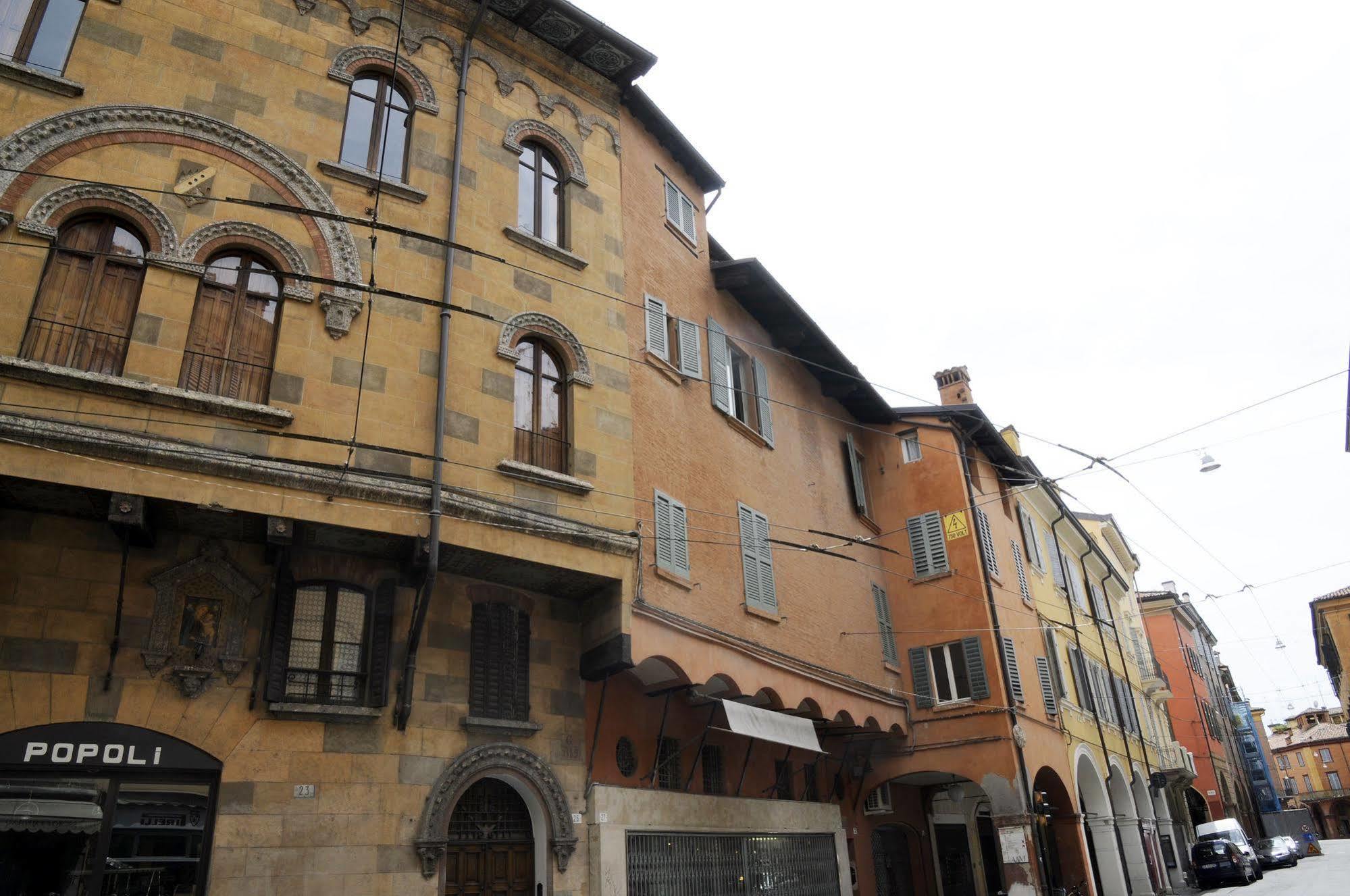 Emilia Suite Modena Exterior foto